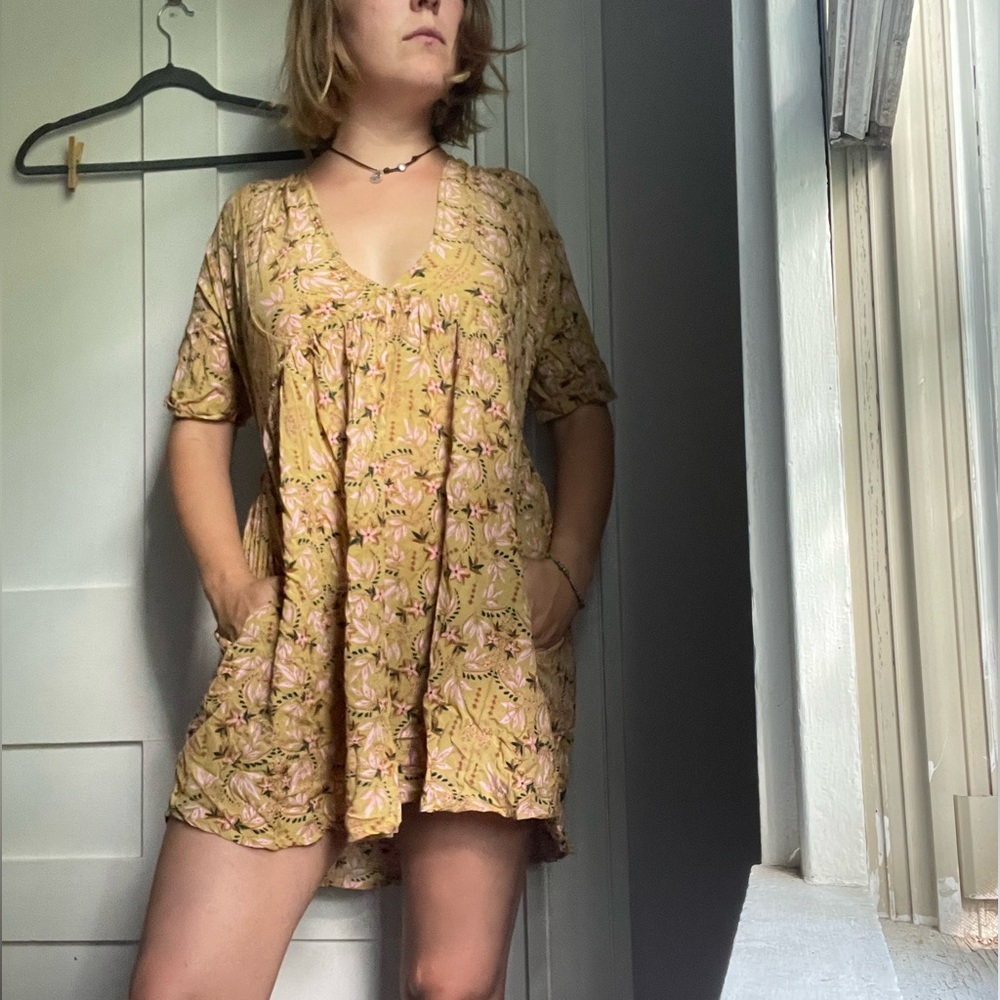 Natural Life Minidress coverup, size XS yellow flowers